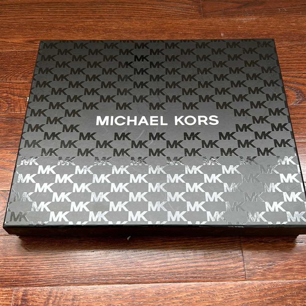 Michael Kors scarf and hat